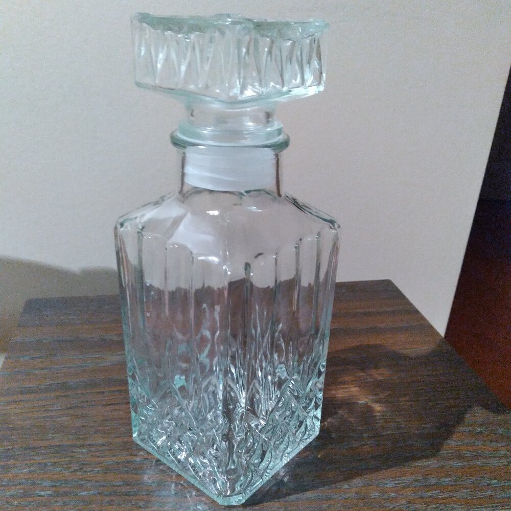 Classy Elegant Glass Decanter, Made in Europe